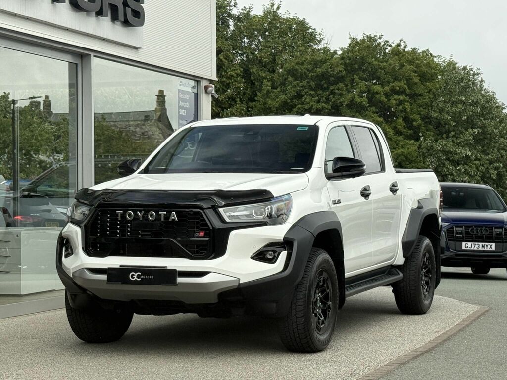 Toyota HILUX 2.8 D-4d Gr Sport II Pickup Double Cab White