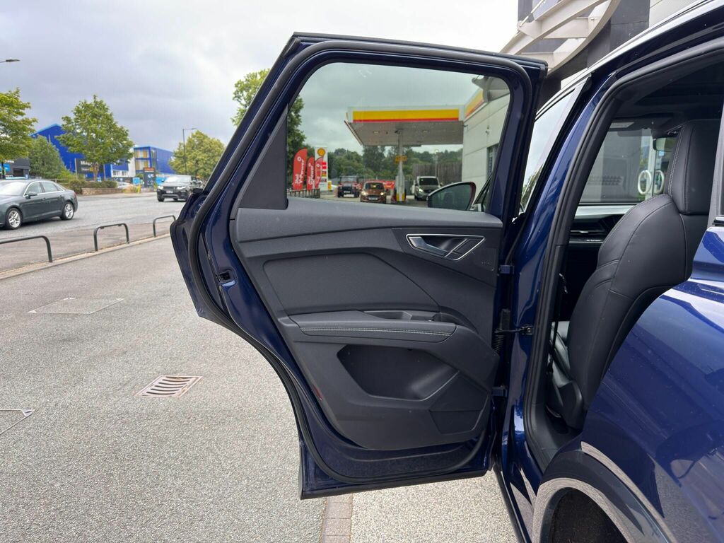 Audi Q4 E Tron 125Kw 35 55Kwh S Line 20In Alloys Comfort Blue #53