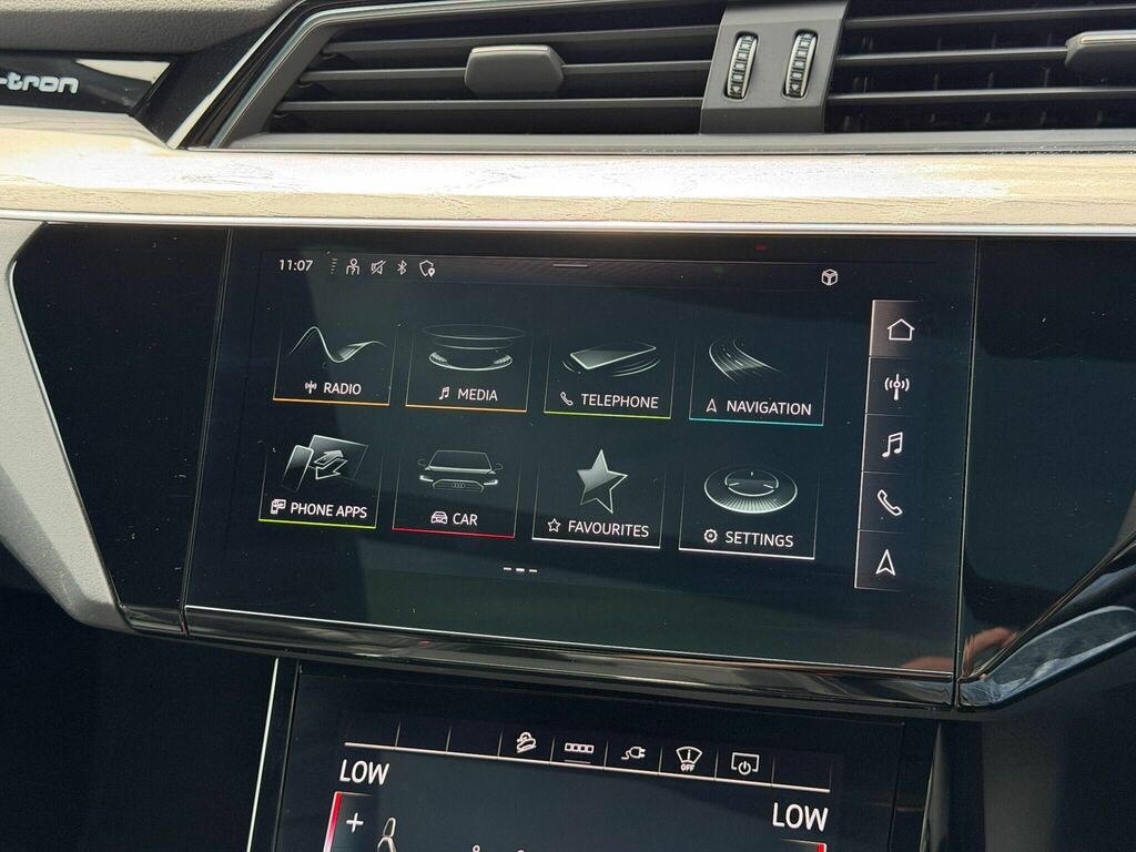 Audi E-tron 2021 50 Sport Suv Quattro 71.2Kw Black #38