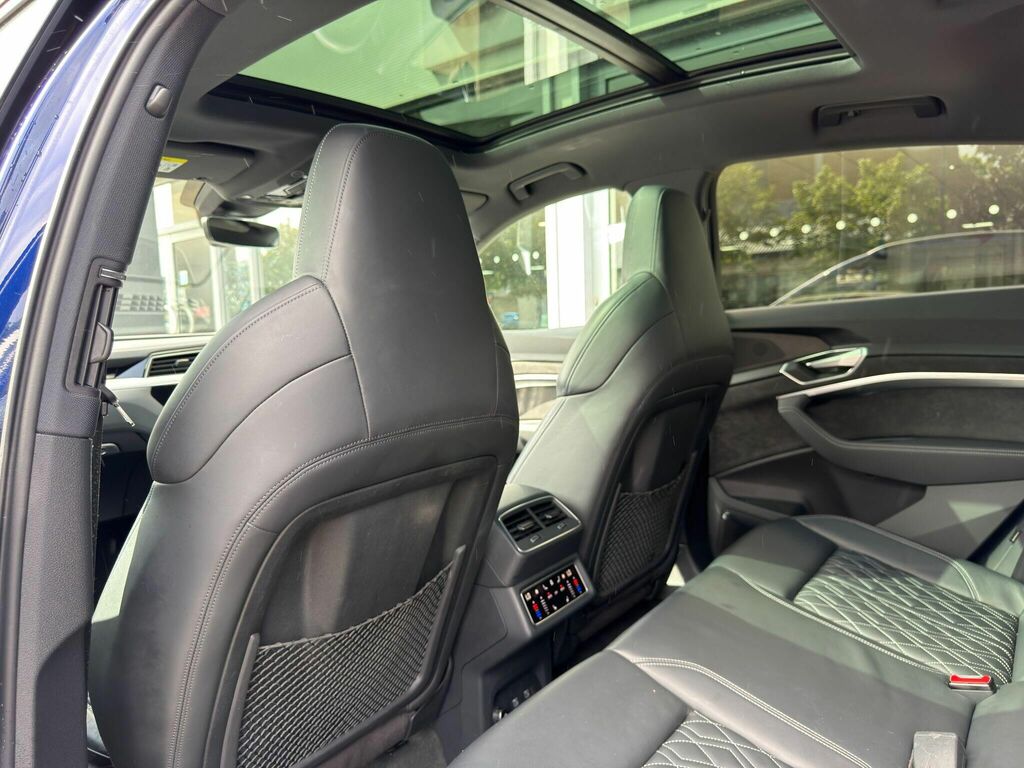 Audi E-tron 2021 50 Sport Suv Quattro 71.2Kw Black #21