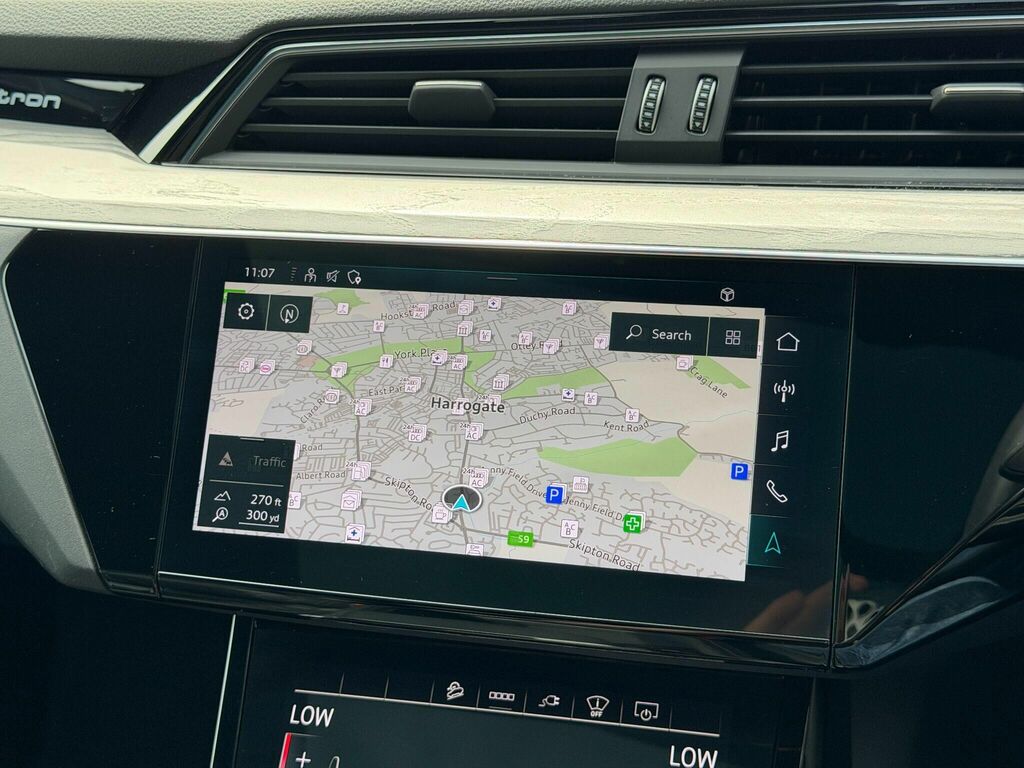 Audi E-tron 2021 50 Sport Suv Quattro 71.2Kw Black #33