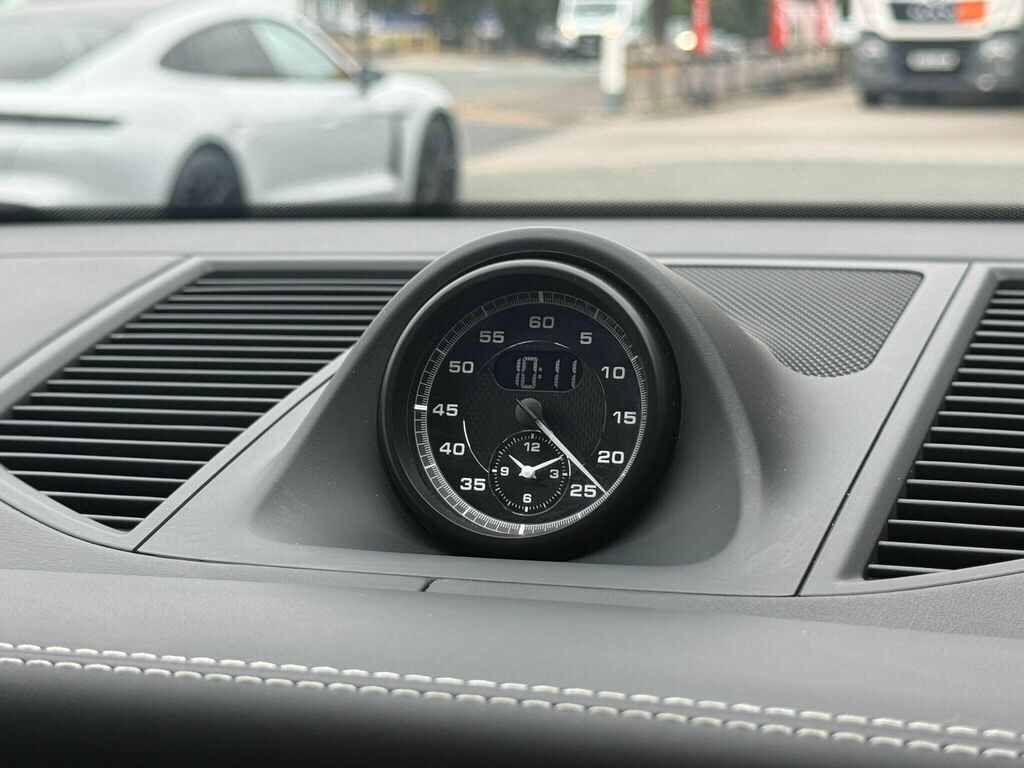 Porsche Macan 4S 2025 Grey #36