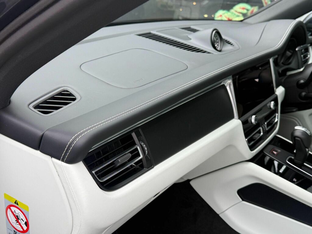 Porsche Macan 4S 2025 Grey #47