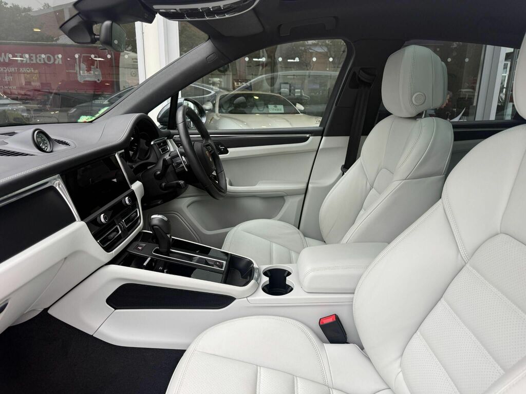 Porsche Macan 4S 2025 Grey #12