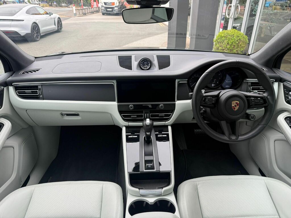 Porsche Macan 4S 2025 Grey #9