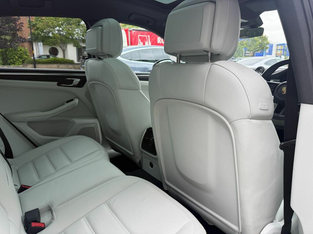 Porsche Macan 4S 2025 Grey #17