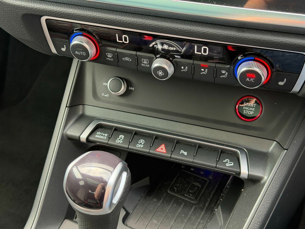 Audi RS Q3 Audi Sport Edition Black #39