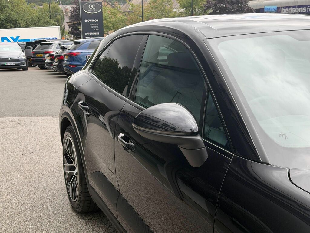 Porsche Macan 470Kw Turbo 100Kwh Grey #66