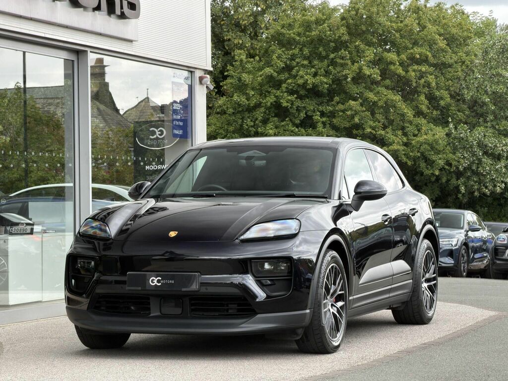 Porsche Macan 100Kwh 4S Suv 4Wd 516 Ps Black