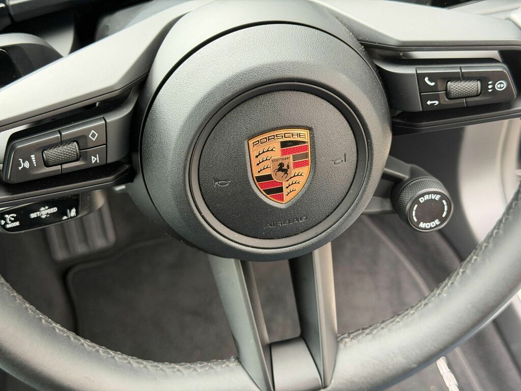 Porsche Macan 470Kw Turbo 100Kwh Grey #35
