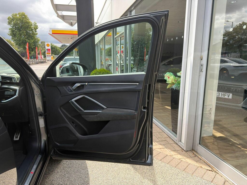 Audi RS Q3 Tfsi Vorsprung Black #40