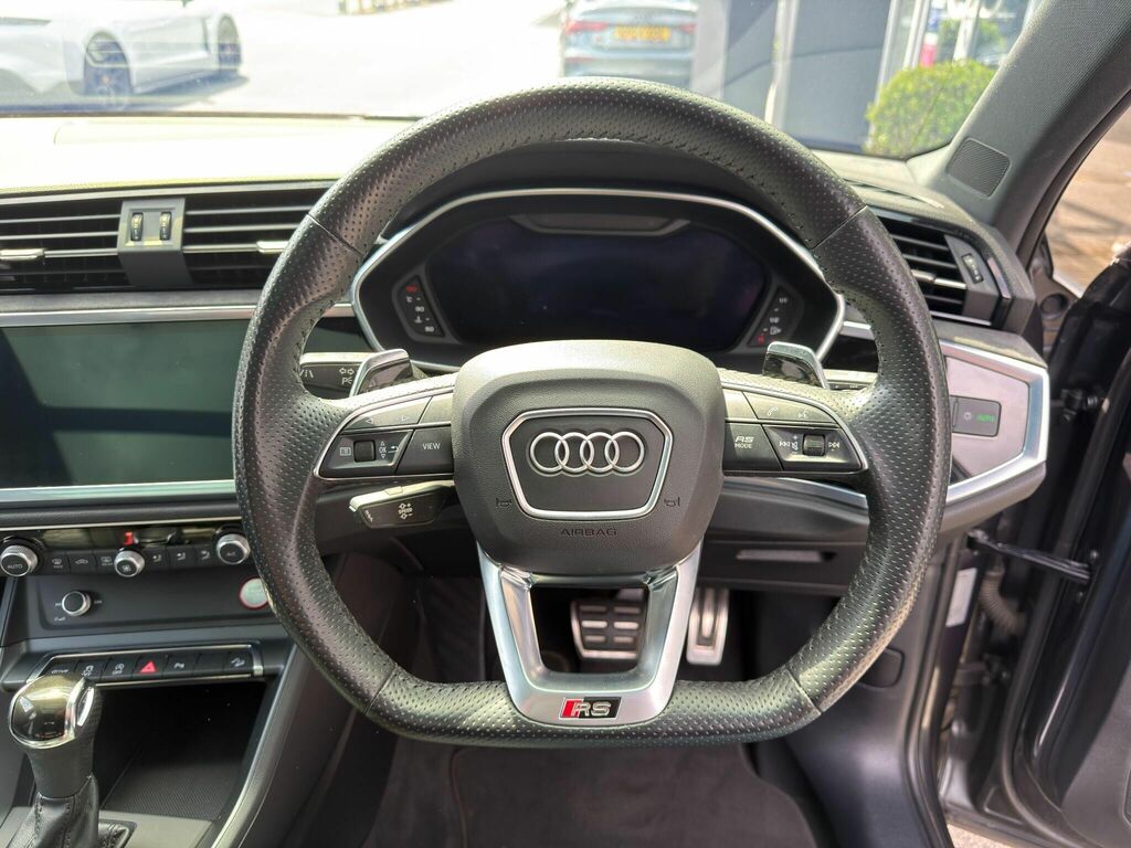 Audi RS Q3 Tfsi Vorsprung Black #24