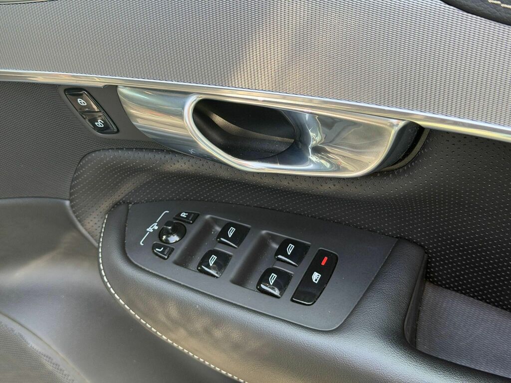 Volvo XC90 R-design B5 Mhev Awd Silver #32