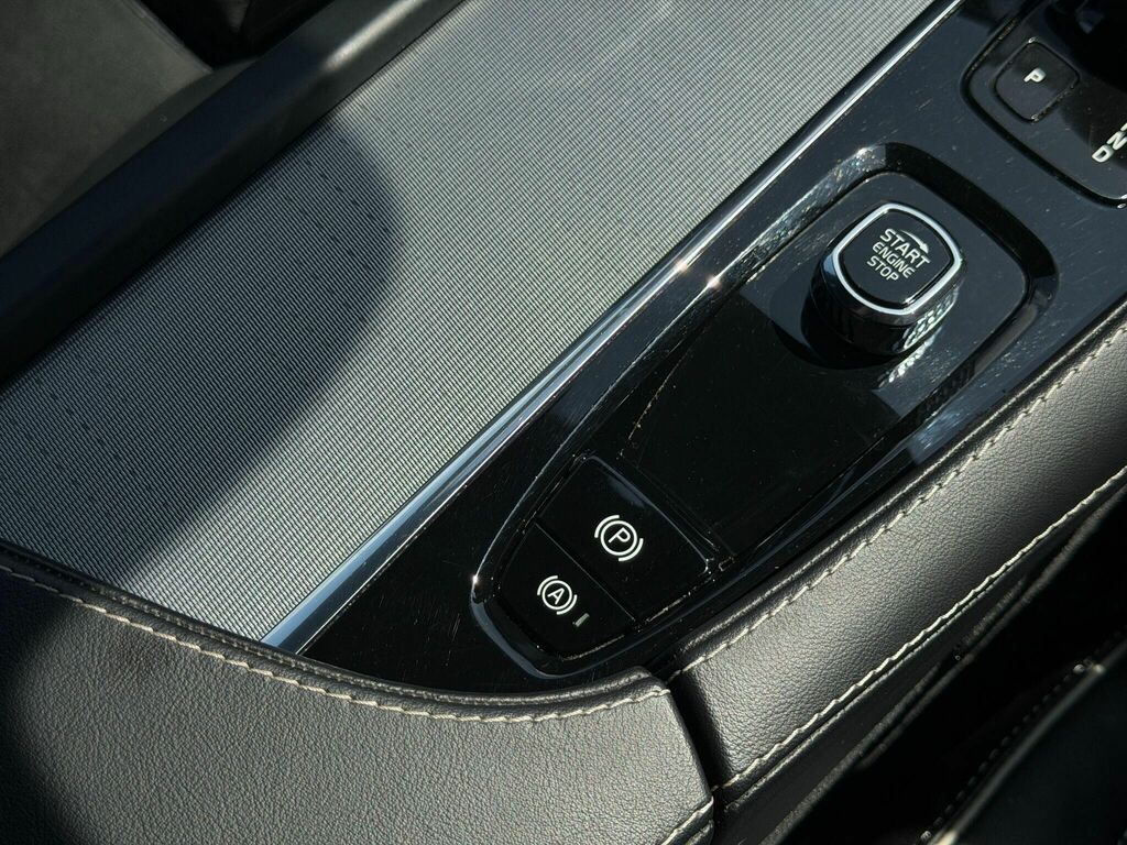 Volvo XC90 R-design B5 Mhev Awd Silver #39