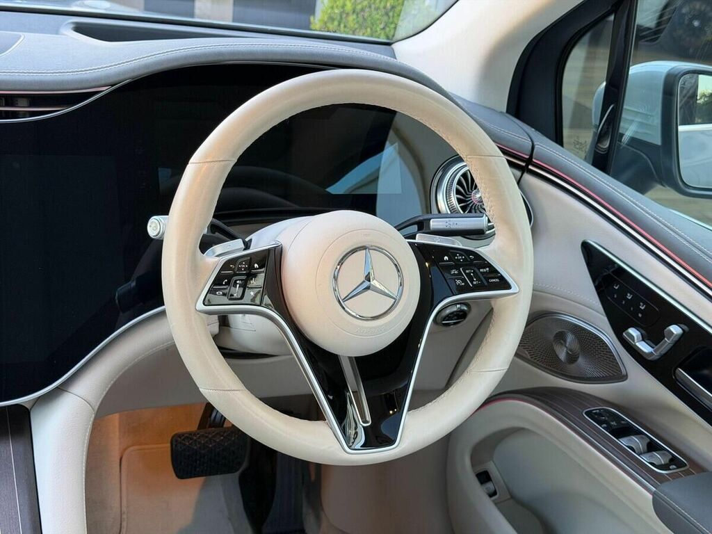Mercedes-Benz EQS 2023 23 Eqs  #31
