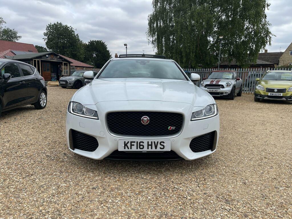 Jaguar XF 3.0D V6 S Euro 6 Ss White #2