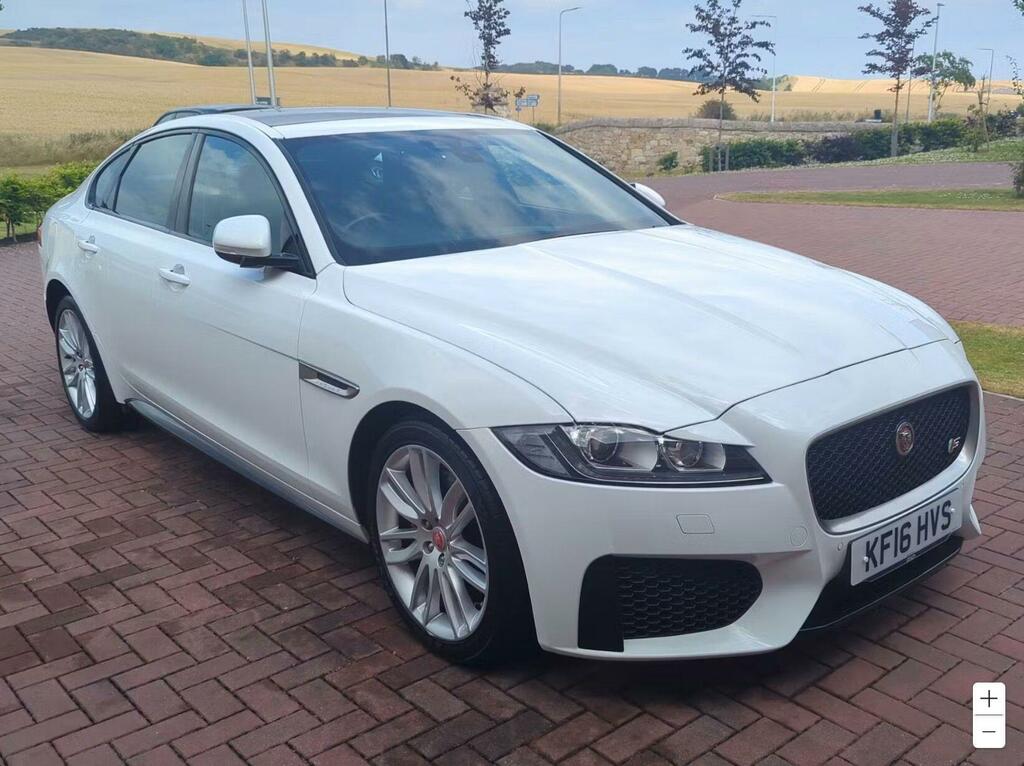 Jaguar XF 3.0D V6 S Euro 6 Ss White