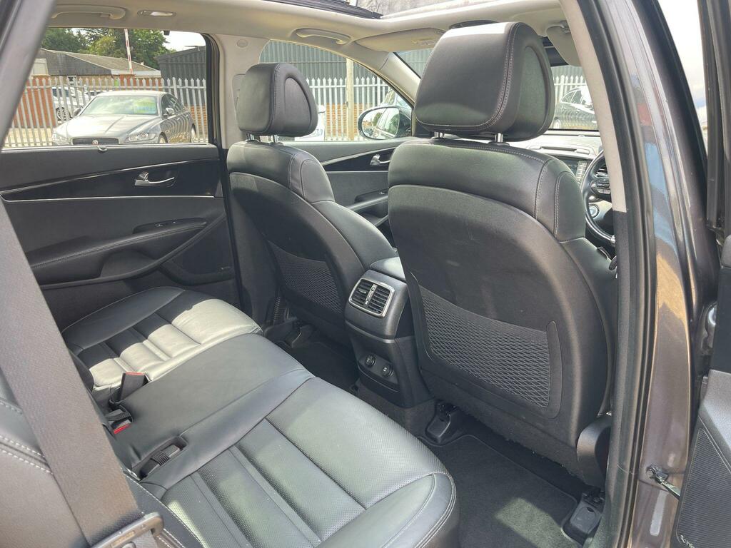 Kia Sorento 2.2L Kx-3 Black #19