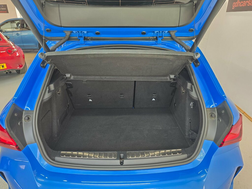 BMW 1 Series 2.0 M135i Hatchback Xdrive Euro 6 SD20AYF Blue #4