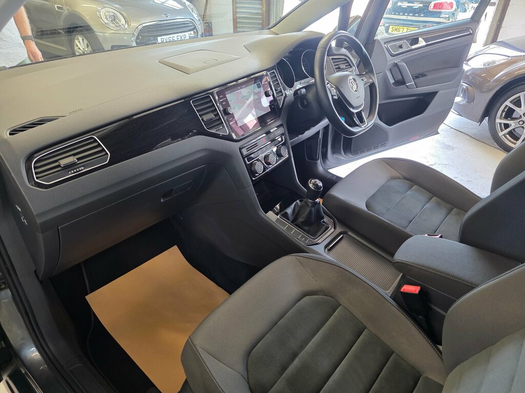 Volkswagen Golf SV 1.5 Tsi Evo Se Nav BJ19EDF Silver #33