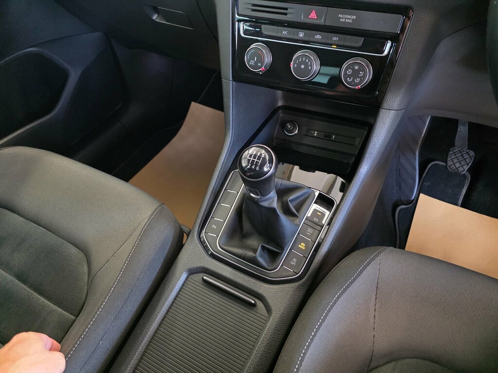Volkswagen Golf SV 1.5 Tsi Evo Se Nav BJ19EDF Silver #35