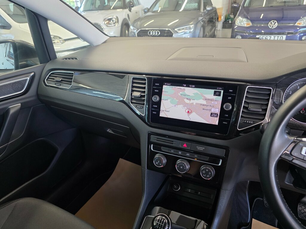 Volkswagen Golf SV 1.5 Tsi Evo Se Nav BJ19EDF Silver #34