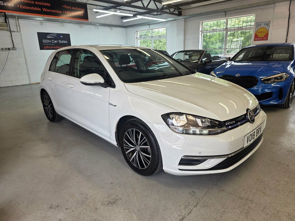 Volkswagen Golf 1.5 Tsi Evo Se Nav Hatchback Eur White