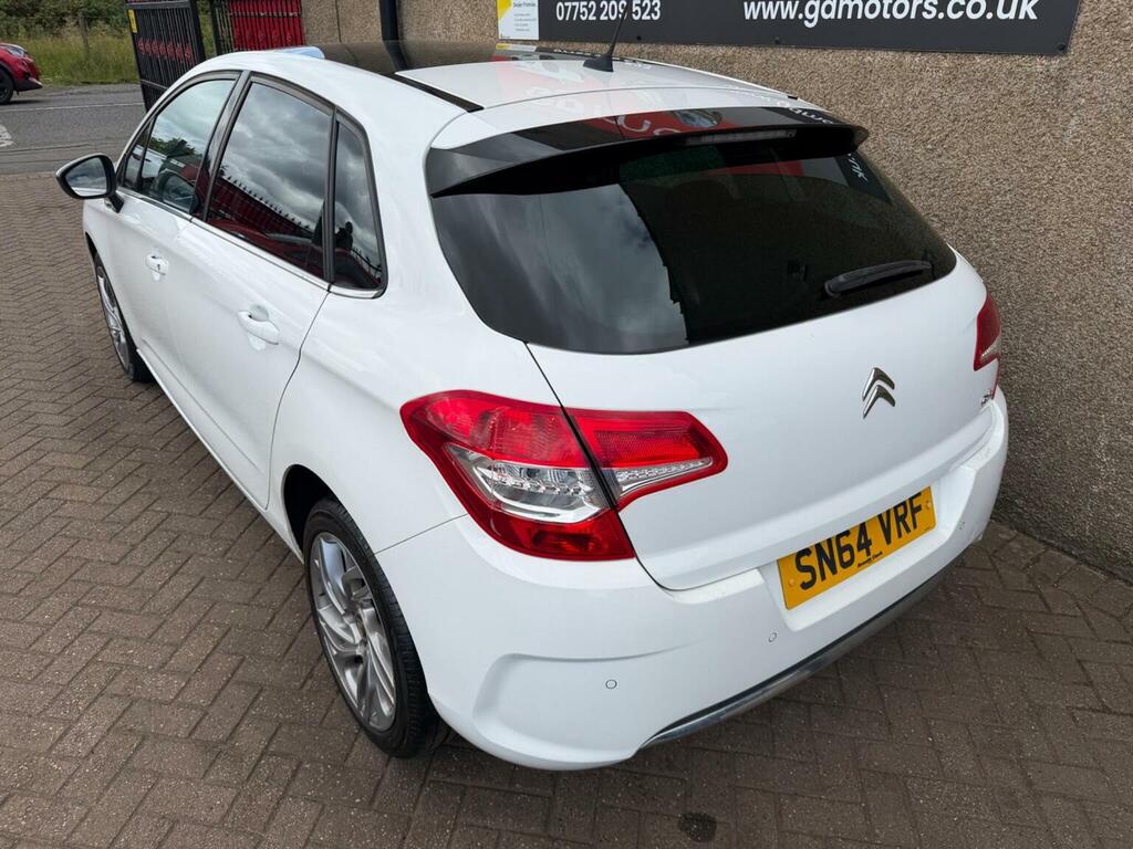 Citroen C4 Hatchback 1.6 Hdi 16V Selection Euro 5 20146 White #4