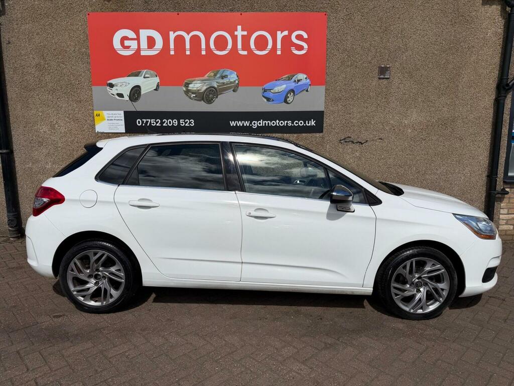 Citroen C4 Hatchback 1.6 Hdi 16V Selection Euro 5 20146 White #6