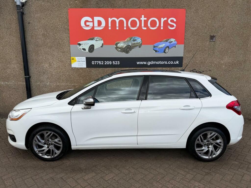 Citroen C4 Hatchback 1.6 Hdi 16V Selection Euro 5 20146 White #5