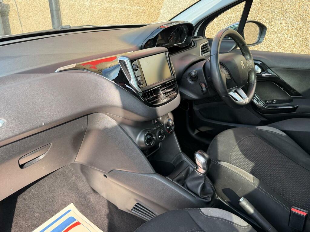Peugeot 208 Active Grey #10