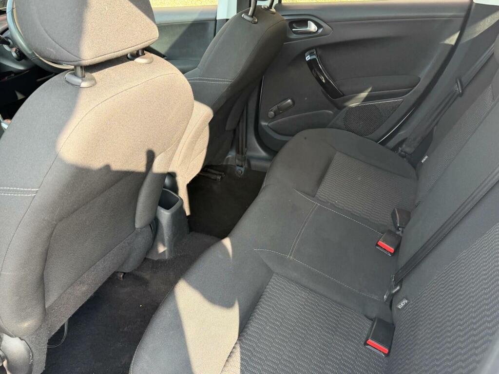 Peugeot 208 Active Grey #14