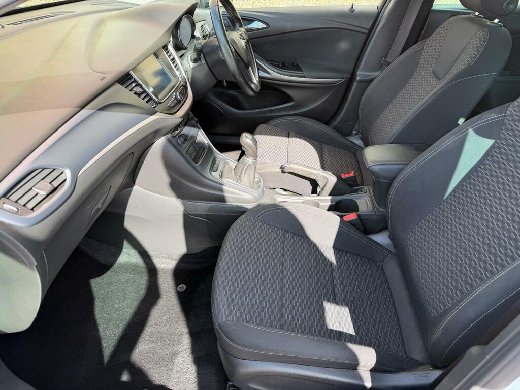 Vauxhall Astra 1.6T 16V 200 Elite Nav Silver #23