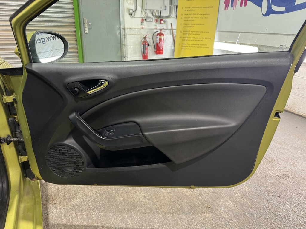 Seat Ibiza 1.4 16V Se Euro 4 Yellow #13