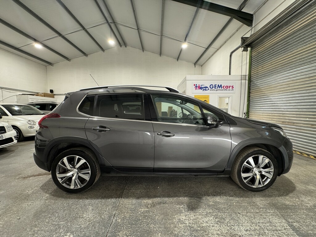 Peugeot 2008 1.2 Puretech Allure Grey #4