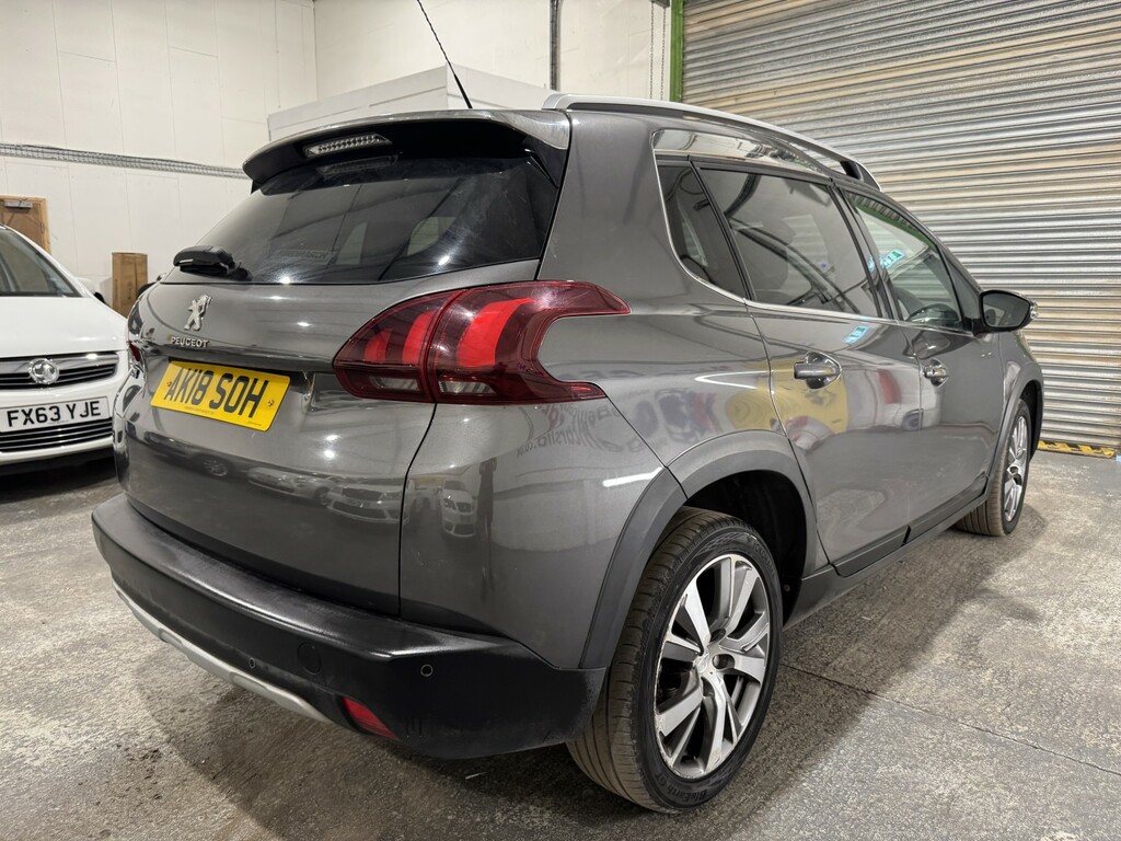 Peugeot 2008 1.2 Puretech Allure Grey #5