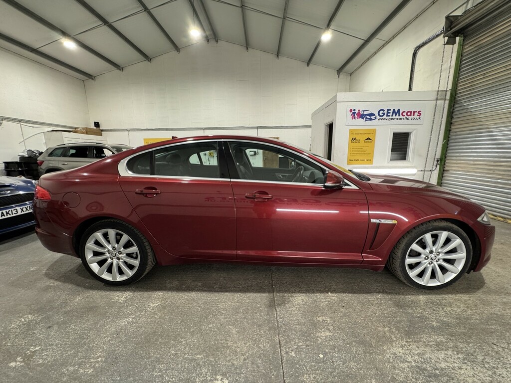 Jaguar XF Saloon 2.2 D Premium Luxury 201362 Red #6