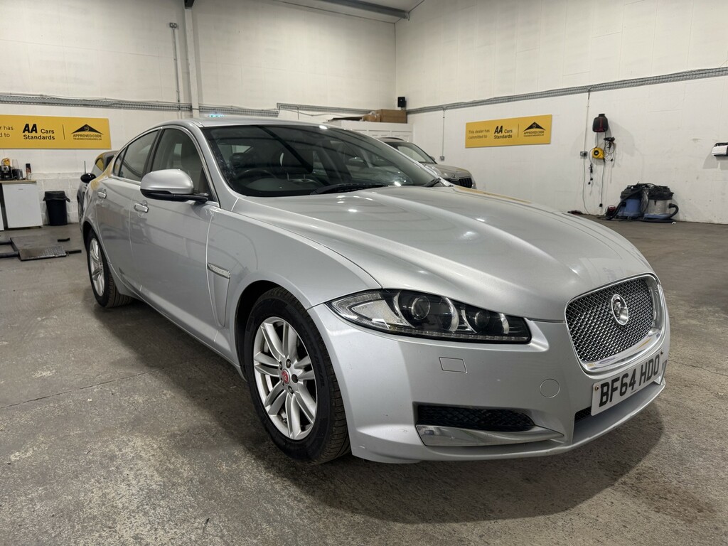 Jaguar XF Saloon 2.2 D Premium Luxury 201464 Silver #3