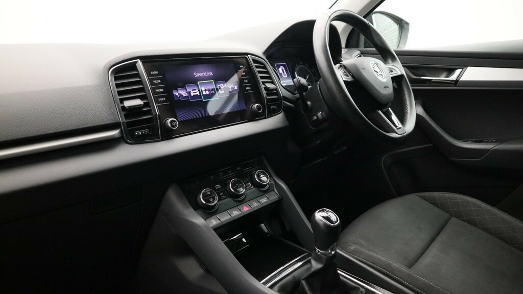 Skoda Karoq 1.6 Tdi Se Technology Grey #4