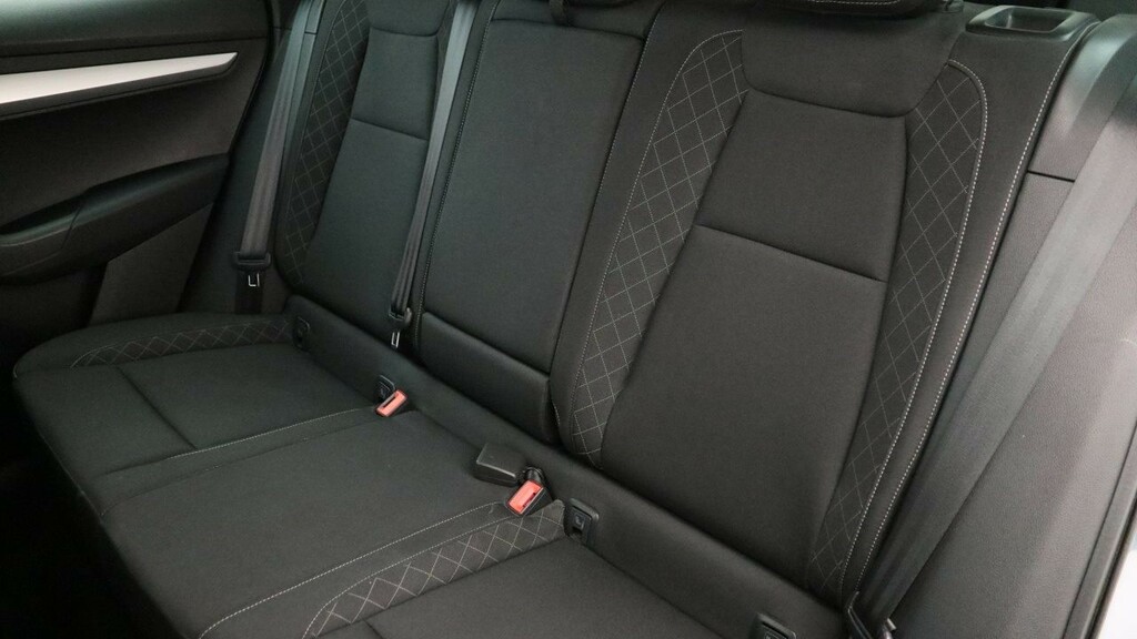 Skoda Karoq 1.6 Tdi Se Technology Grey #6