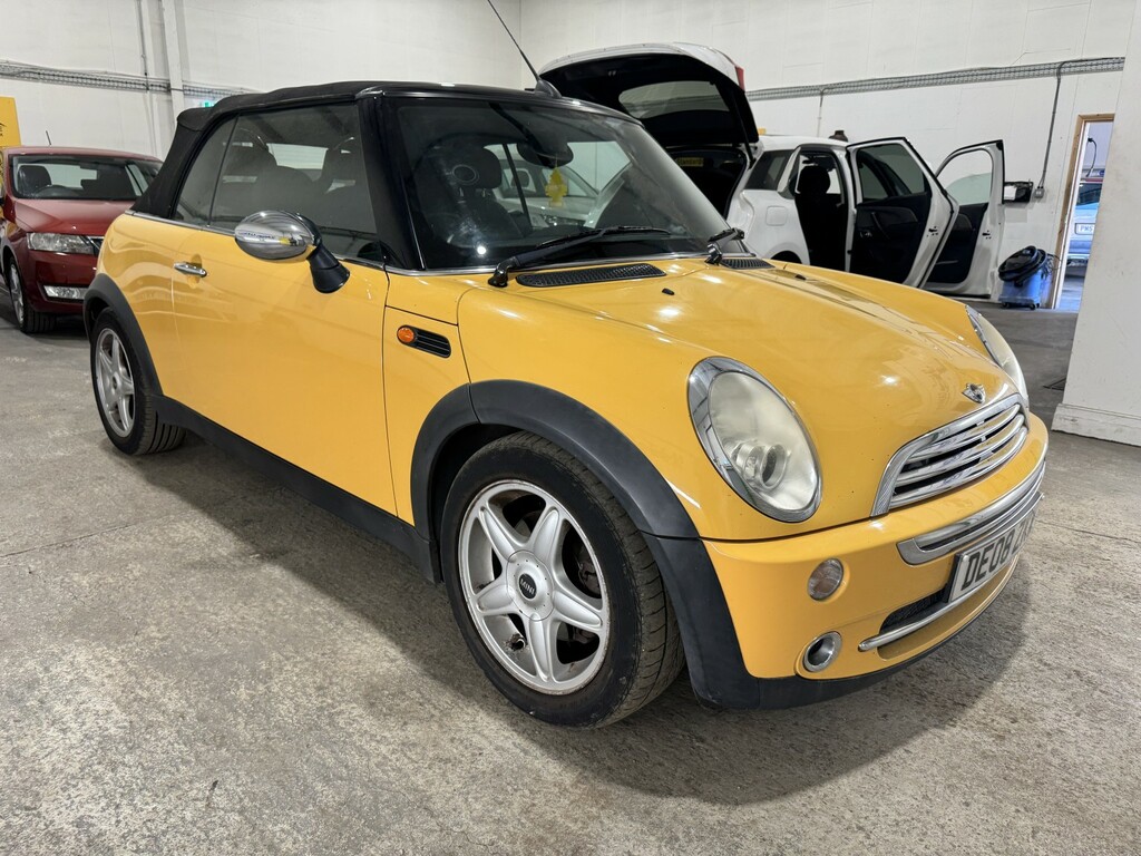 Mini Convertible 1.6 One Convertible Yellow #3
