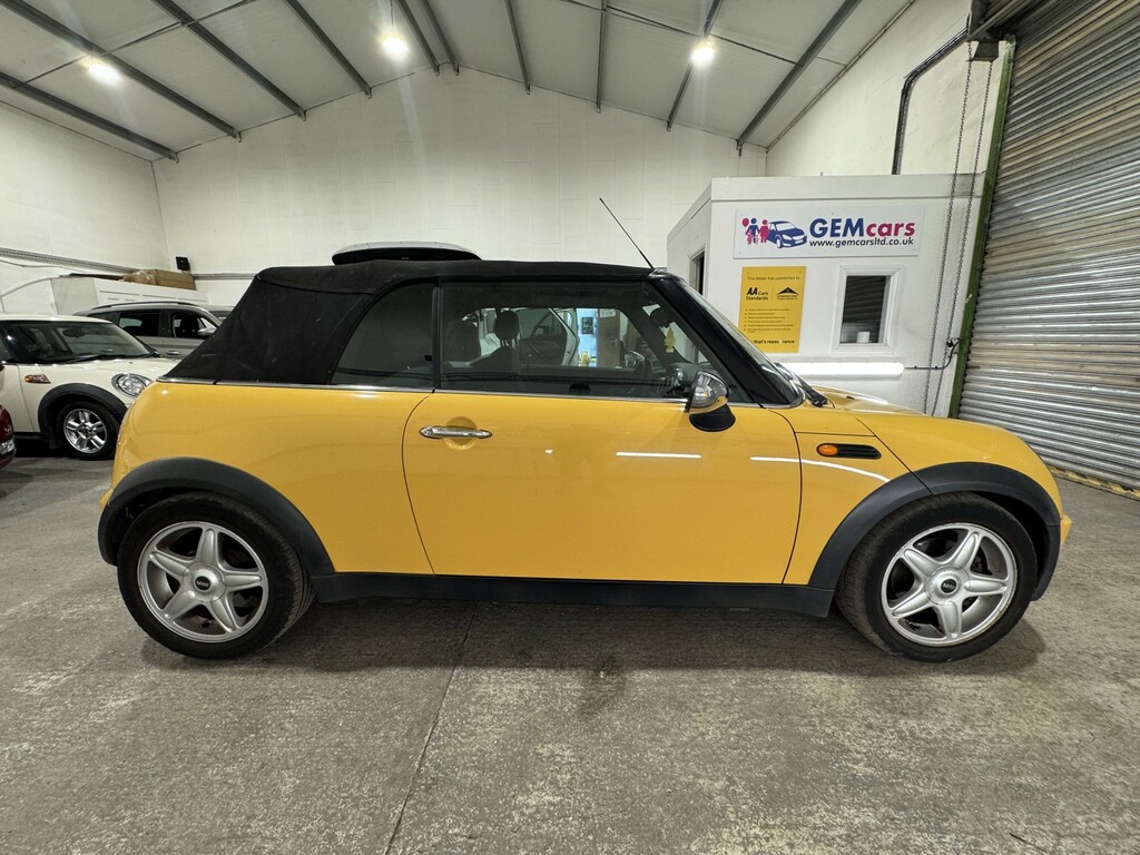 Mini Convertible 1.6 One Convertible Yellow #4