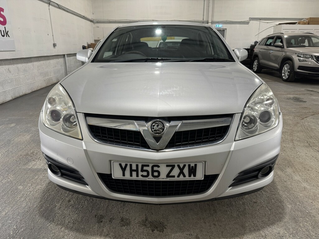 Vauxhall Vectra Hatchback 1.8 Vvt Exclusiv 200756 Silver #3