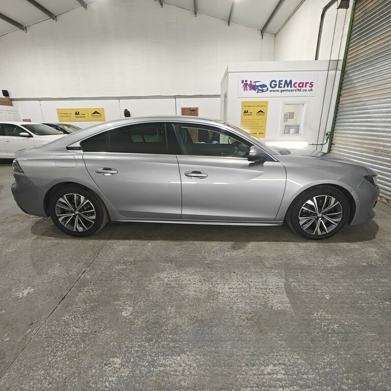 Peugeot 508 Hatchback 1.6 11.8Kwh Allure 202070 Grey #3