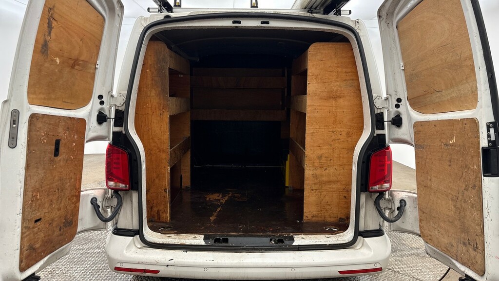 Volkswagen Transporter Panel Van 2.0 Tdi T28 Highline 202121 White #5