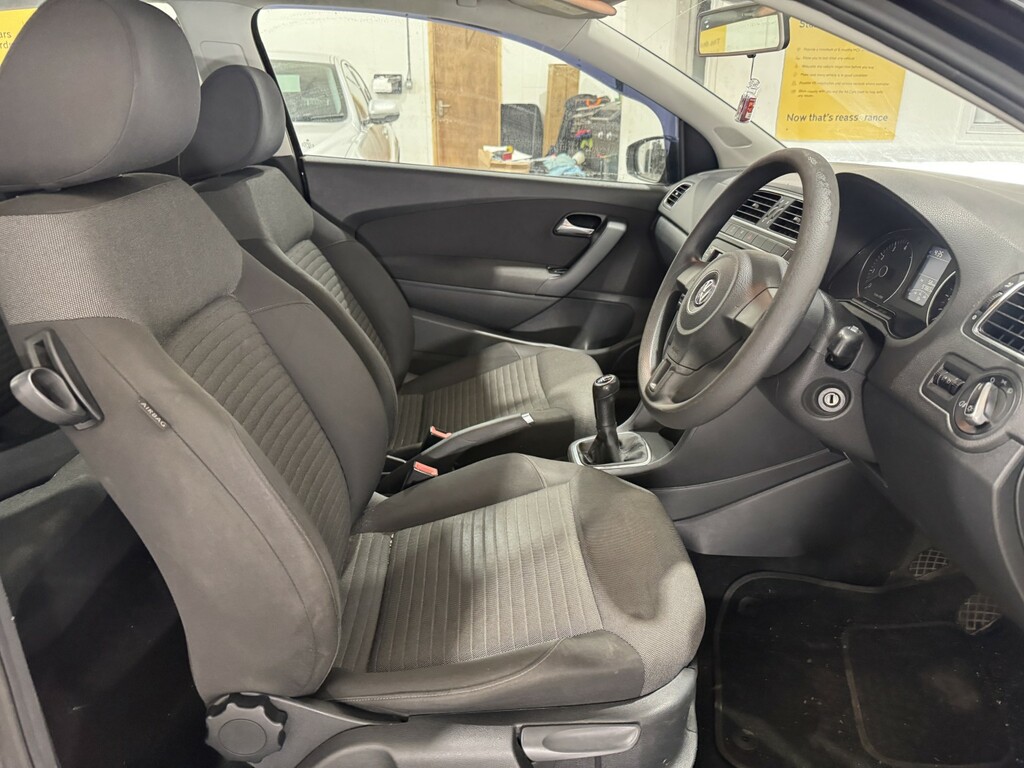 Volkswagen Polo Moda Black #10