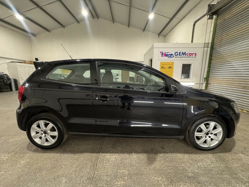 Volkswagen Polo Moda Black #4