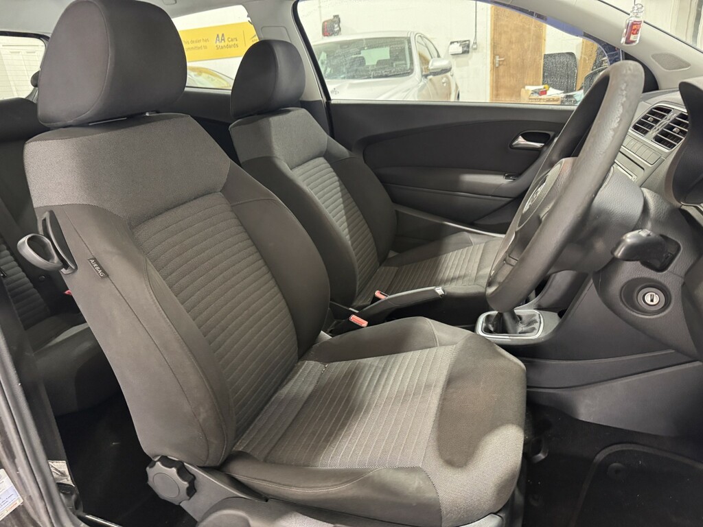 Volkswagen Polo Moda Black #11