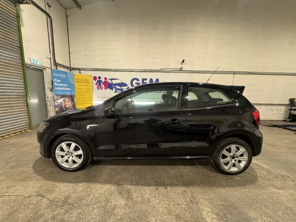 Volkswagen Polo Moda Black #8