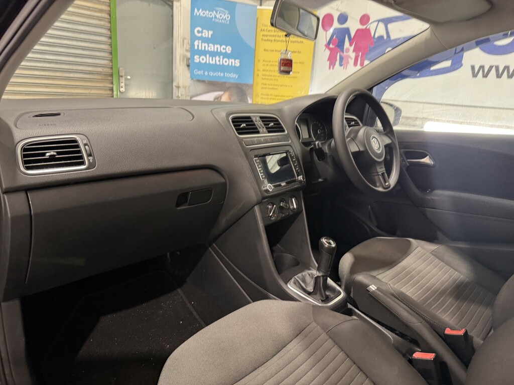Volkswagen Polo Moda Black #25